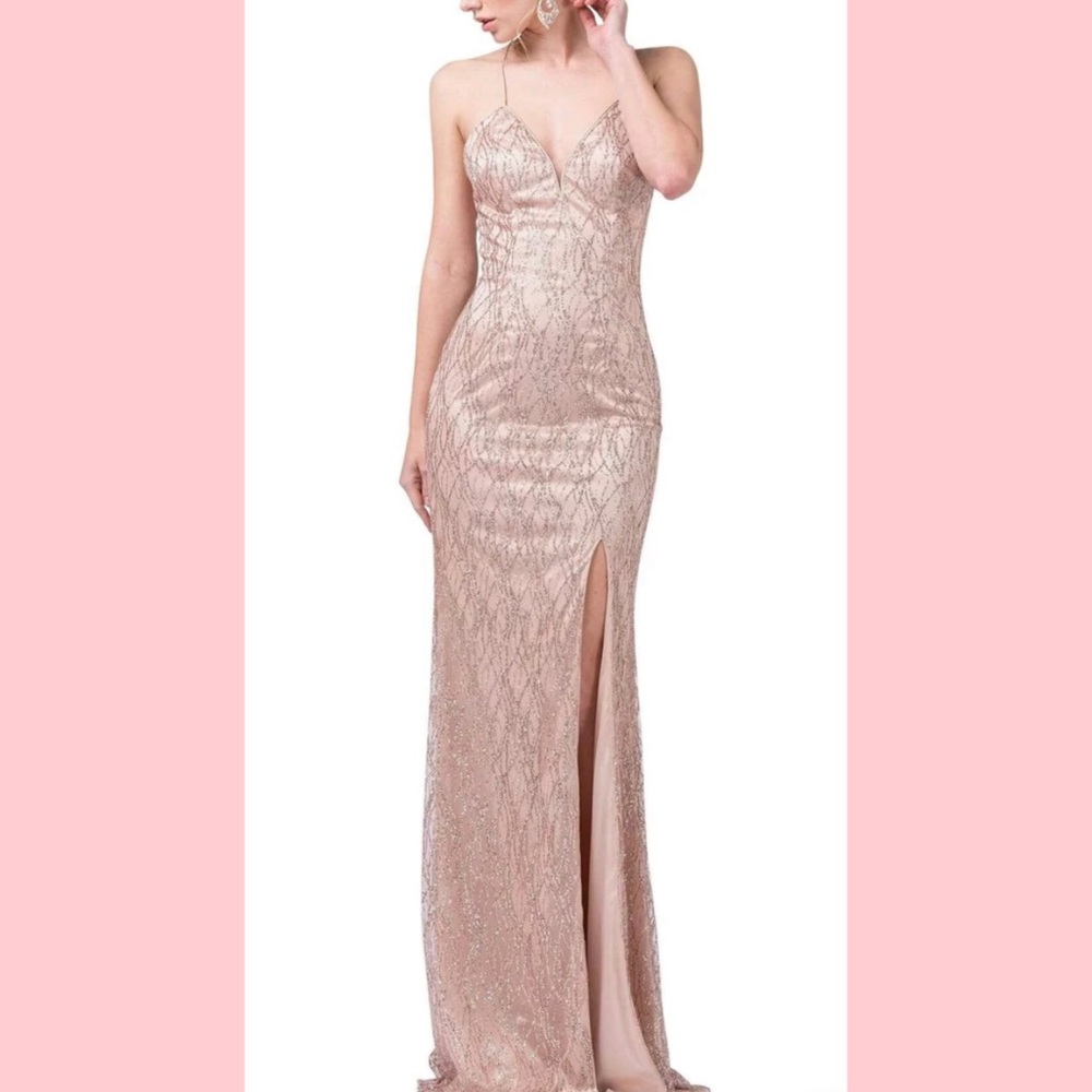 Dancing Queen Plunging V- Neck Sheath Prom Dress Size L